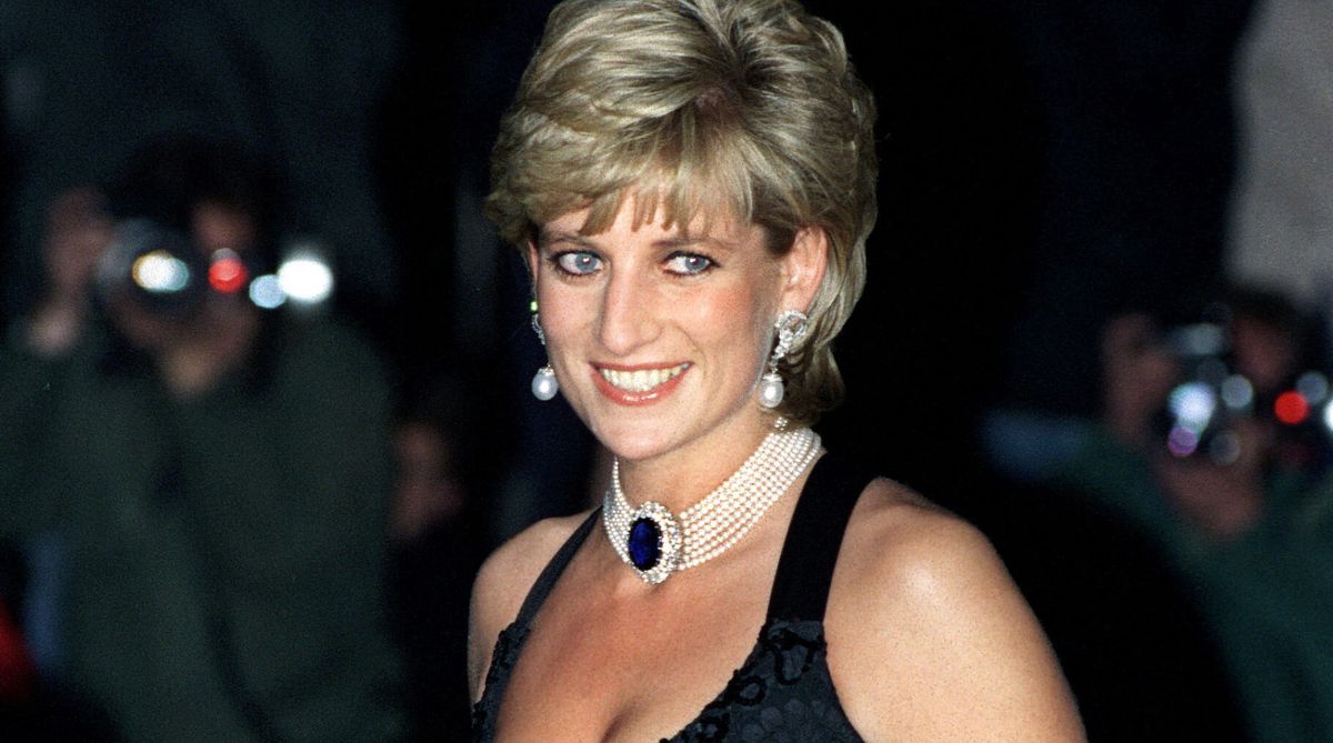 How Princess Diana Disguised Herself for an Outing With Queen’s Freddie Mercury